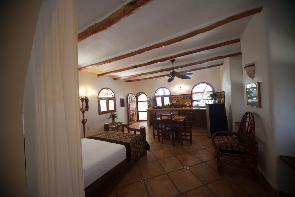 Posada Yum Kin Tulum Pueblo Buitenkant foto