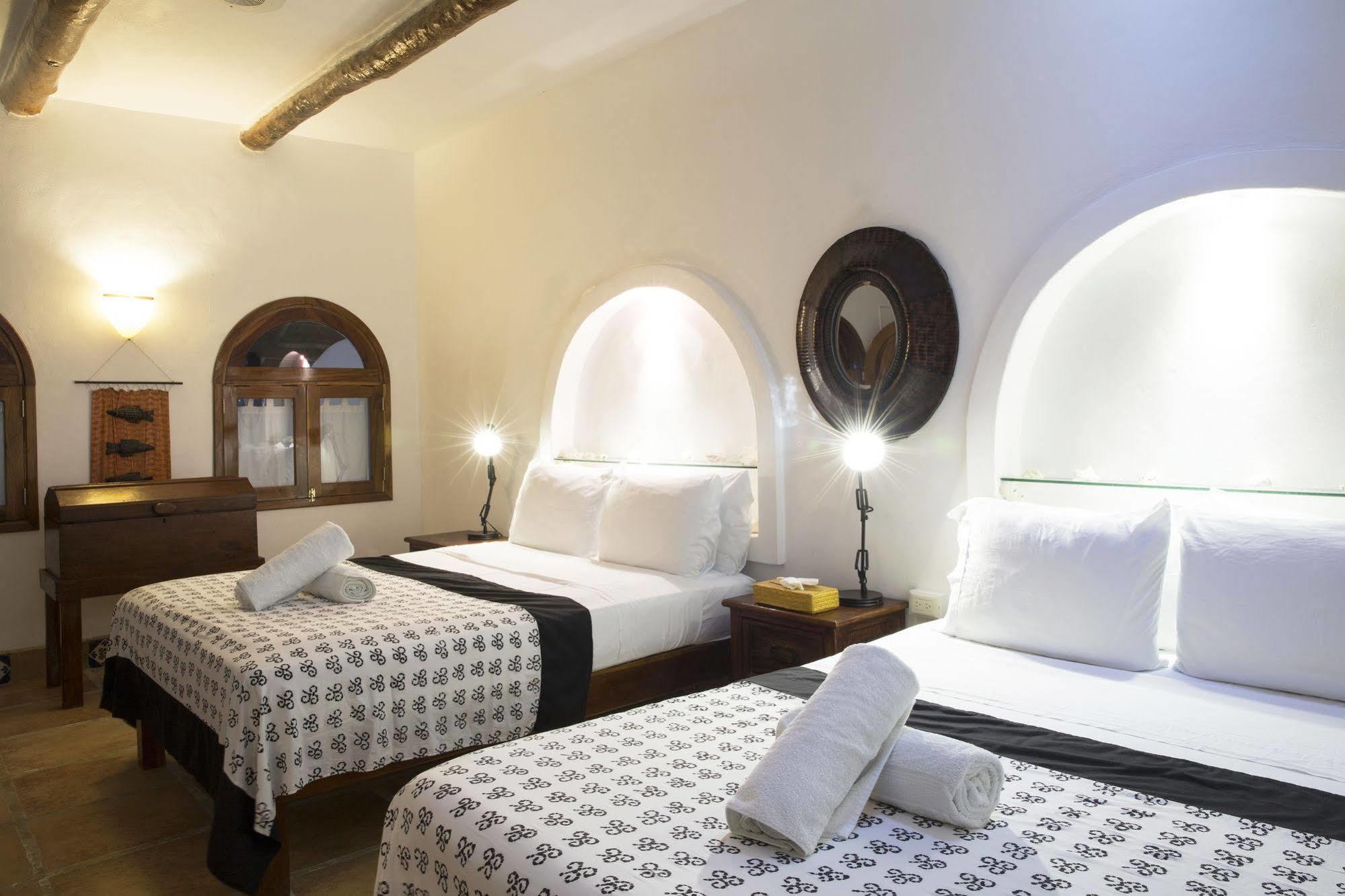 Posada Yum Kin Tulum Pueblo Buitenkant foto
